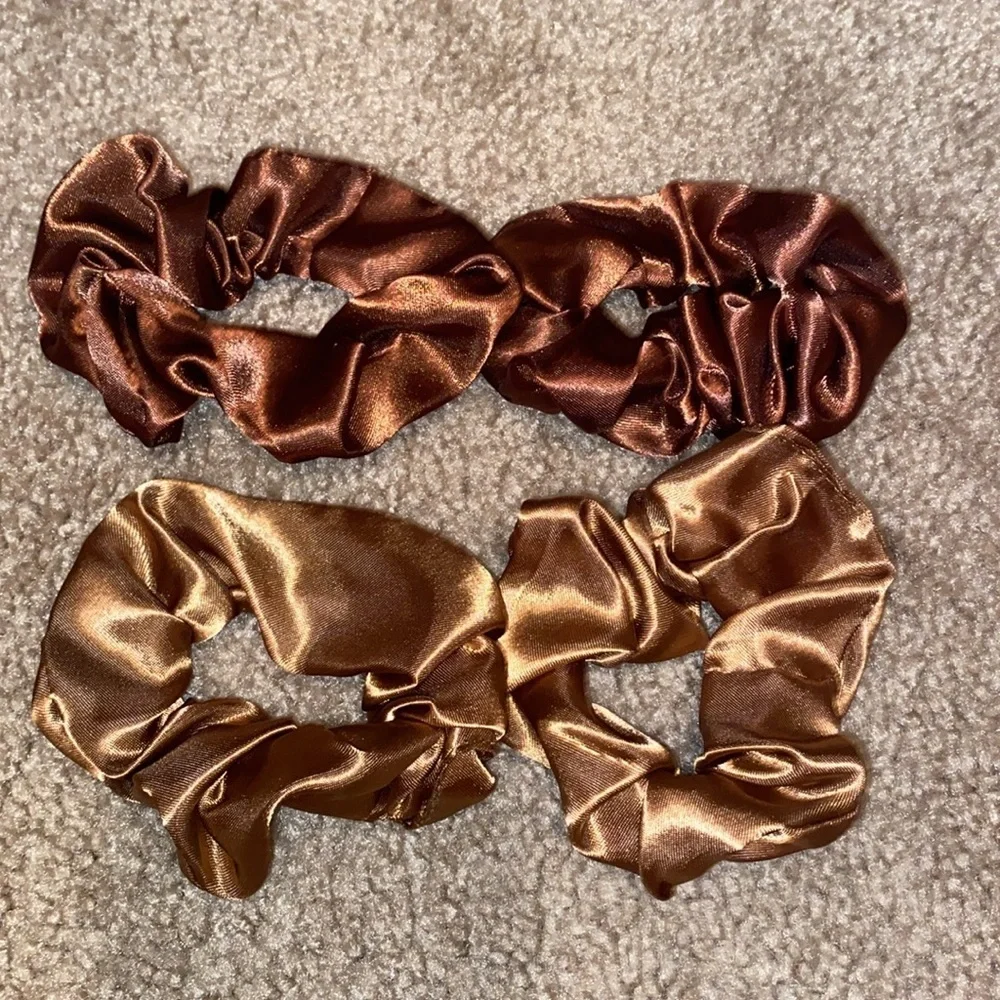 Satin Silk Hair Scrunchies Soft Hair Ties Fashion 4 pcs